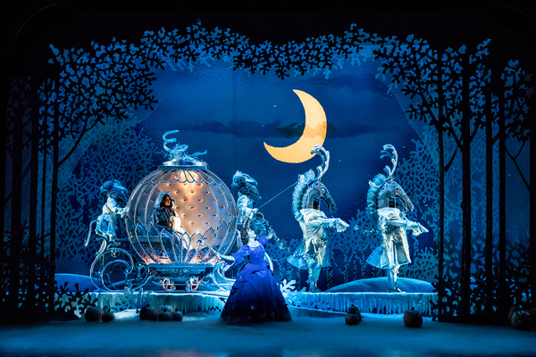 Photo Flash: An Outrageous Holiday Favorite Returns with Children's Theatre Company's CINDERELLA Image