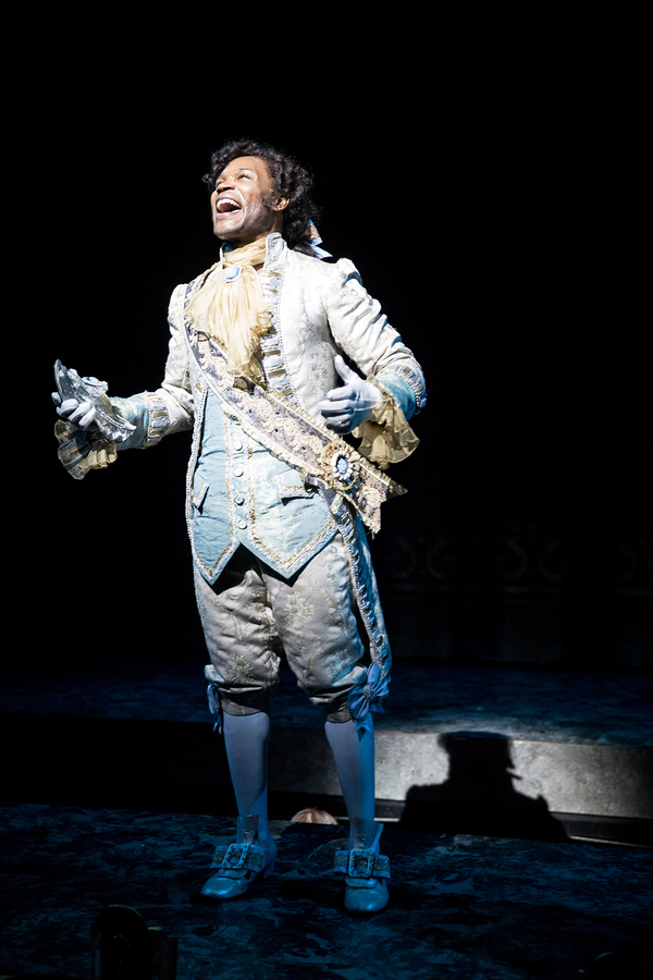 Photo Flash: An Outrageous Holiday Favorite Returns with Children's Theatre Company's CINDERELLA Image