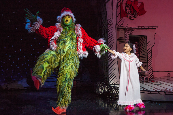 J. Bernard Calloway as The Grinch and Mikee Castillo as Cindy-Lou Who in Dr. Seussâ� Photo