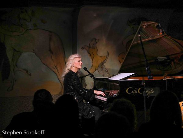 Photo Coverage: Judy Collins Returns To Cafe Carlyle with Special Guest Ari Hest Image