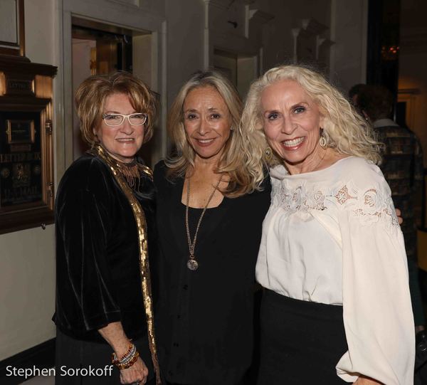 Photo Coverage: Judy Collins Returns To Cafe Carlyle with Special Guest Ari Hest Image