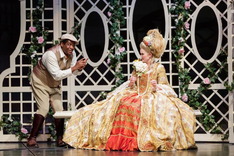Review: Village's SINGIN' IN THE RAIN Fun but Lacks Spark Image