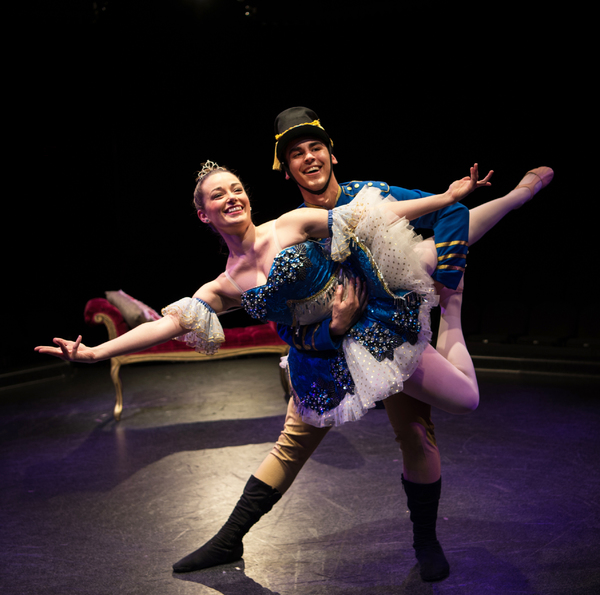 Photo Flash: First Look at The Marriott Theatre's Musical Twist on THE NUTCRACKER Image