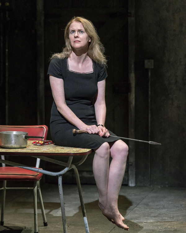 Photo Flash: First Look at THE BEAUTY QUEEN OF LEENANE, Opening This Week at the Taper Image