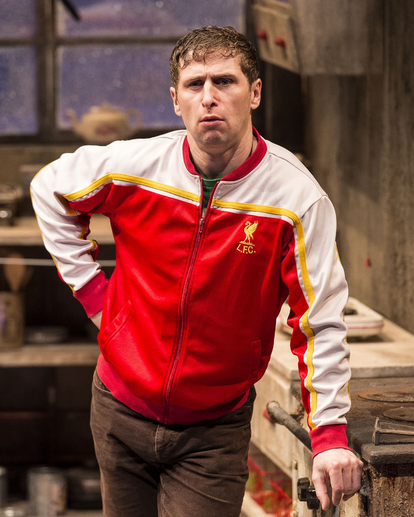 Photo Flash: First Look at THE BEAUTY QUEEN OF LEENANE, Opening This Week at the Taper Image