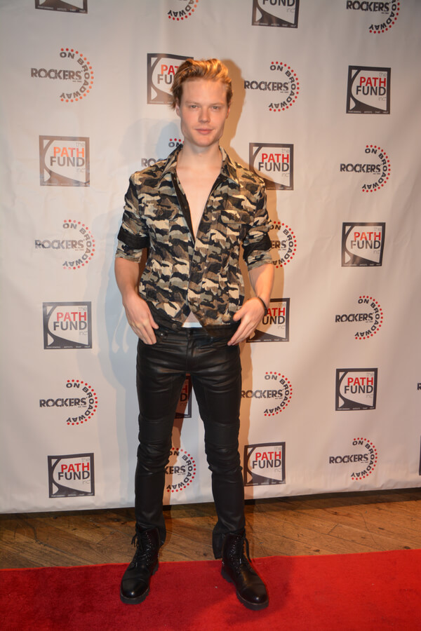 Photo Coverage: On the Red Carpet for ROCKERS ON BROADWAY 2016! Image