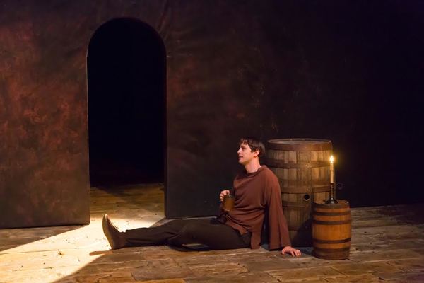 Photo Flash: First Look at Michael Cumpsty, Dee Hoty and More in THE LION IN WINTER at Two River Theater Image