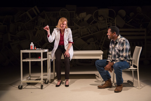Photo Flash: First Look at ROZ AND RAY at Victory Gardens Theater Image