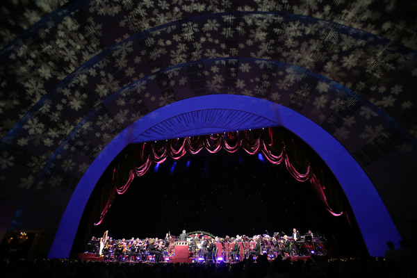 Photo Flash: The Rockettes Sparkle in CHRISTMAS SPECTACULAR Opening Night at Radio City Image