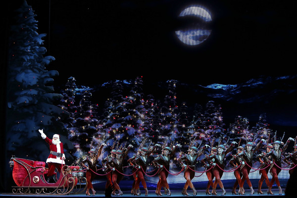 Photo Flash: The Rockettes Sparkle in CHRISTMAS SPECTACULAR Opening Night at Radio City 