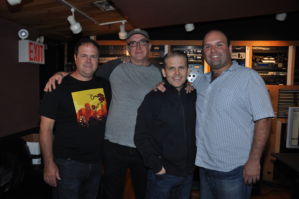 Exclusive Photo Coverage: CAGNEY's Robert Creighton Sings Carols for A Cure Image