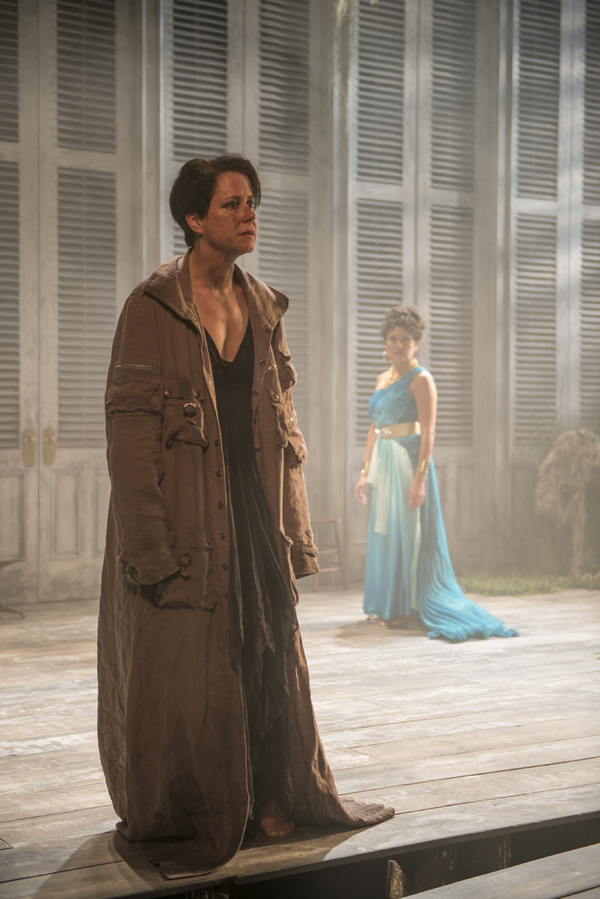 Photo Flash: First Look at ELECTRA at Court Theatre Image