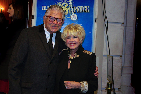 Photo Flash: Elaine Paige, Julian Fellowes, Cliff Richard & More at HALF A SIXPENCE Image