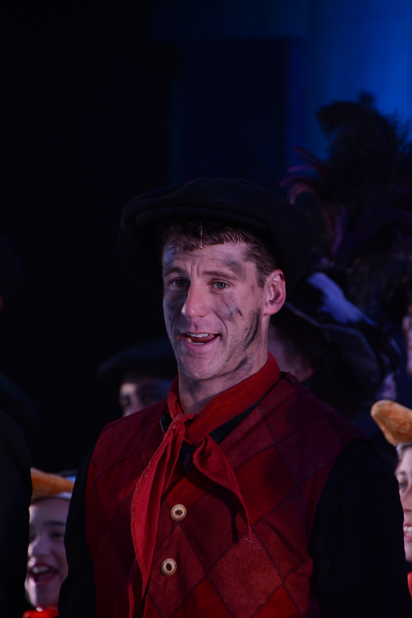 Photo Coverage: The Cast of MARY POPPINS at The John W. Engeman Theater Take Opening Night Bows Image