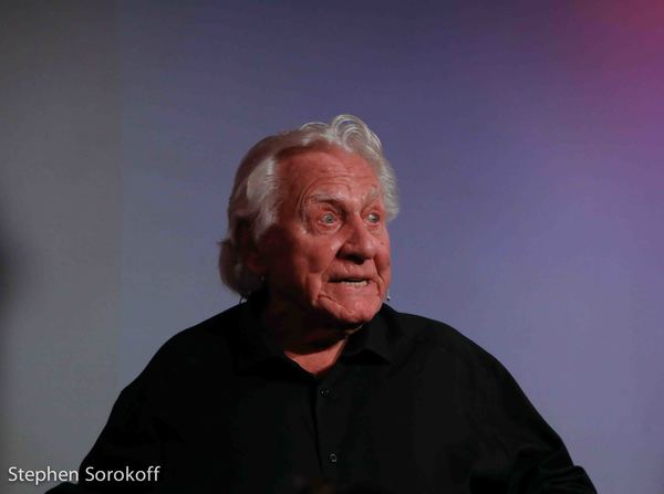 Photo Coverage: Joe Sirola Brings WITH A LITTLE BIT OF LUCK to The Metropolitan Room Image