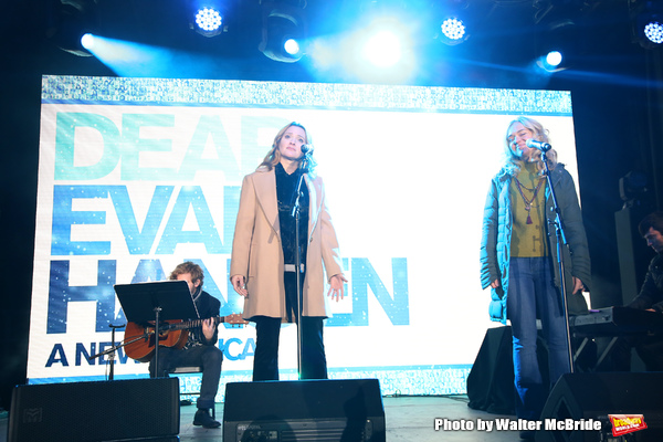 Photo Coverage: DEAR EVAN HANSEN Helps Bloomingdale's Ring In the Holiday Season Image
