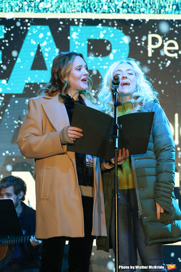 Photo Coverage: DEAR EVAN HANSEN Helps Bloomingdale's Ring In the Holiday Season Image