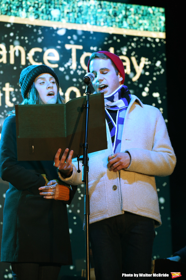 Photo Coverage: DEAR EVAN HANSEN Helps Bloomingdale's Ring In the Holiday Season Image