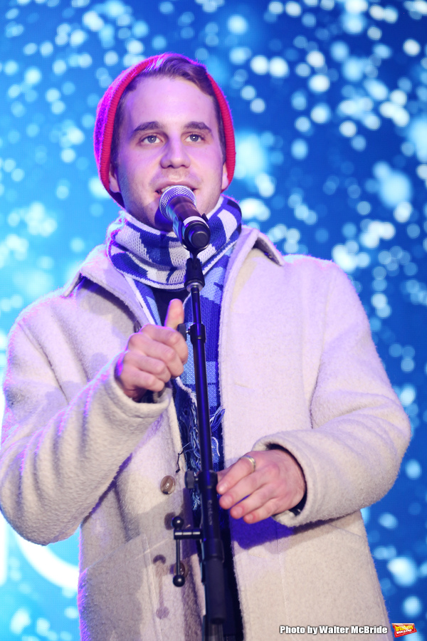 Photo Coverage: DEAR EVAN HANSEN Helps Bloomingdale's Ring In the Holiday Season Image