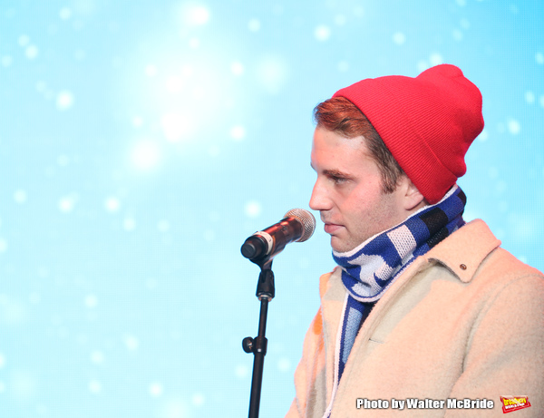 Photo Coverage: DEAR EVAN HANSEN Helps Bloomingdale's Ring In the Holiday Season Image