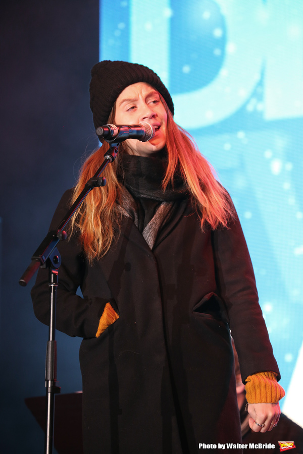 Photo Coverage: DEAR EVAN HANSEN Helps Bloomingdale's Ring In the Holiday Season Image
