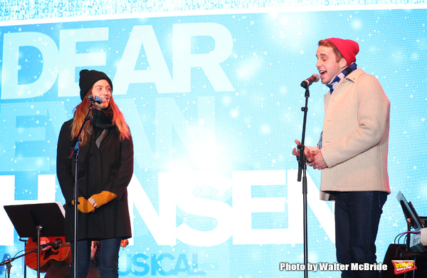 Photo Coverage: DEAR EVAN HANSEN Helps Bloomingdale's Ring In the Holiday Season Image