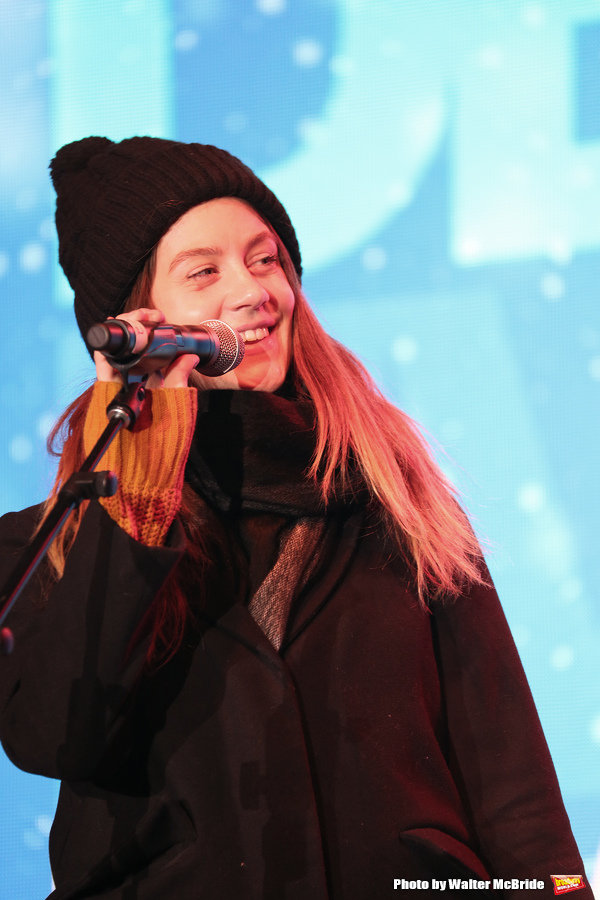 Photo Coverage: DEAR EVAN HANSEN Helps Bloomingdale's Ring In the Holiday Season Image