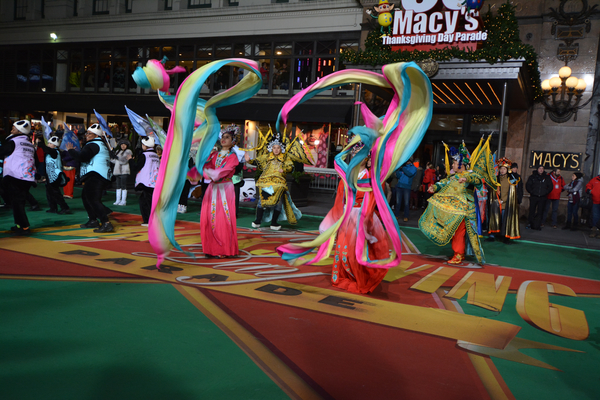 Photo Coverage: Casts of HOLIDAY INN, PARAMOUR & More Rehearse for the Macy's Thanksgiving Day Parade! Image