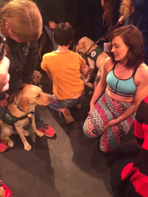 Photo Flash: Rutgers University Seeing Eye Puppy Training Club Visits A DOG STORY Off-Broadway Image