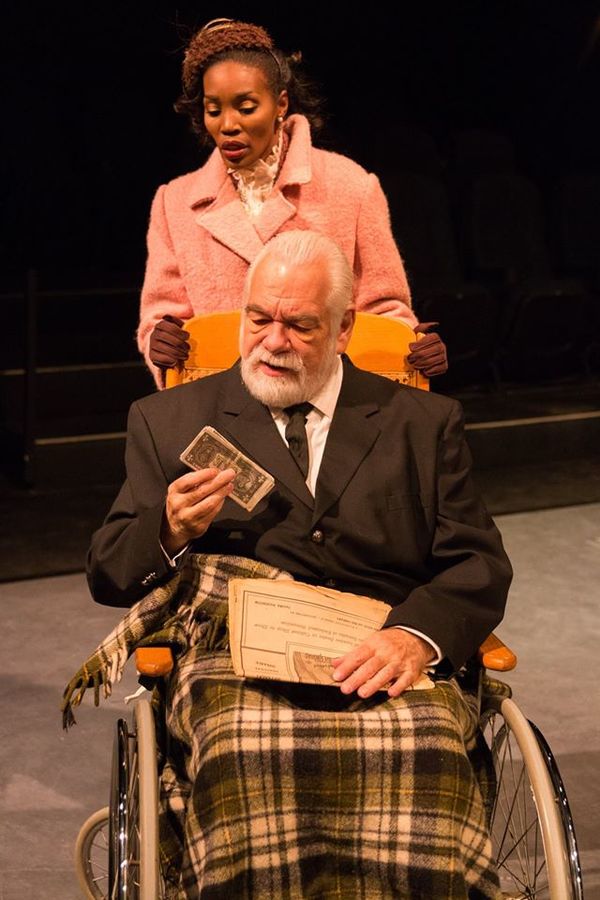 Photo Flash: IT'S A WONDERFUL LIFE at Lakewood Playhouse Image