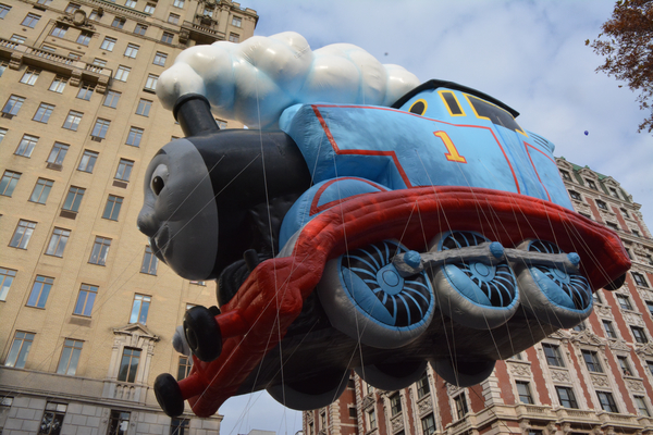 Photo Coverage: Macy's 90th Thanksgiving Day Parade Marches Through NYC! Image