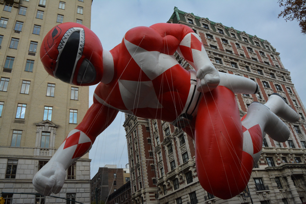 Photo Coverage: Macy's 90th Thanksgiving Day Parade Marches Through NYC! Image