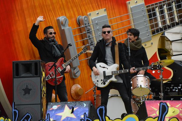 Photo Coverage: Macy's 90th Thanksgiving Day Parade Marches Through NYC! Image