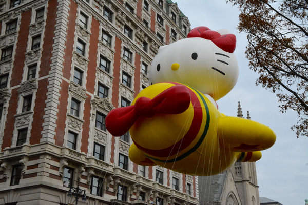 Photo Coverage: Macy's 90th Thanksgiving Day Parade Marches Through NYC! Image