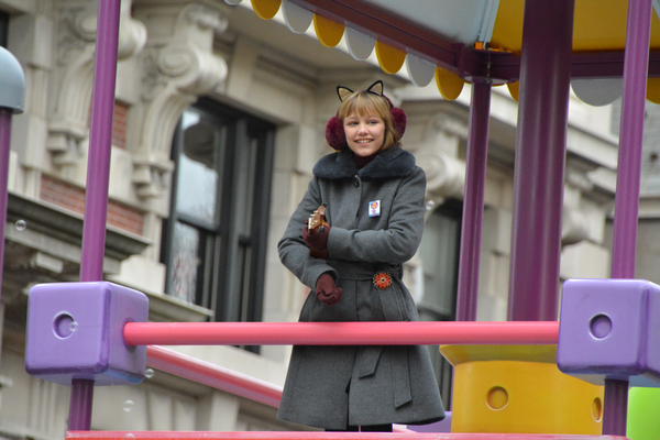 Photo Coverage: Macy's 90th Thanksgiving Day Parade Marches Through NYC! Image