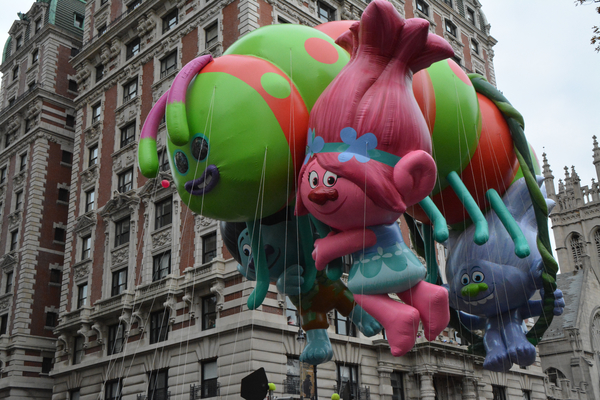 Photo Coverage: Macy's 90th Thanksgiving Day Parade Marches Through NYC! Image
