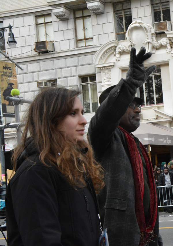 Photo Coverage: Macy's 90th Thanksgiving Day Parade Marches Through NYC! Image