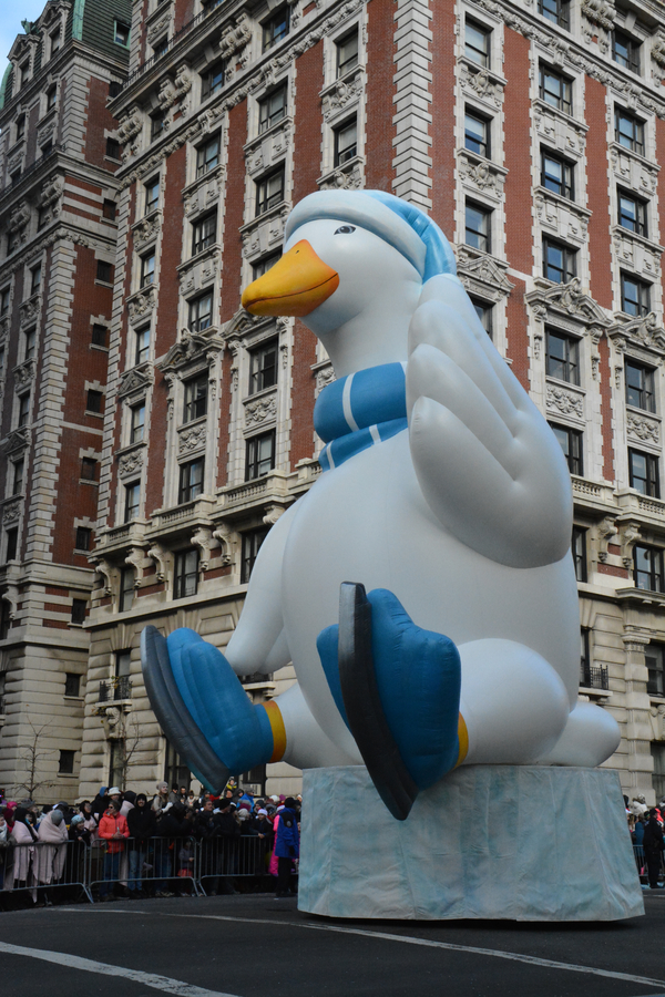 Photo Coverage: Macy's 90th Thanksgiving Day Parade Marches Through NYC! Image