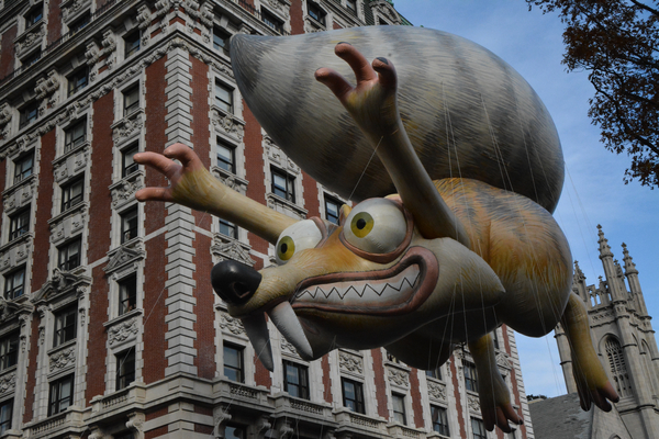Photo Coverage: Macy's 90th Thanksgiving Day Parade Marches Through NYC! Image