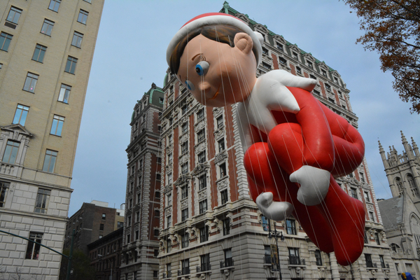 Photo Coverage: Macy's 90th Thanksgiving Day Parade Marches Through NYC! 
