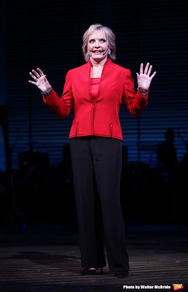 Florence Henderson performing in BROADWAY BACKWARDS 5 - One Night Only Concert produc Photo