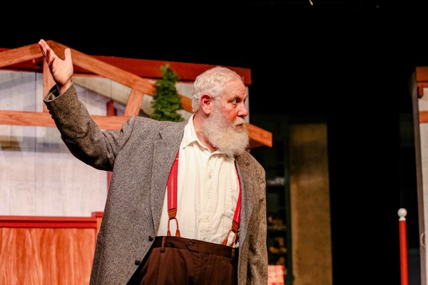 Photo Flash: First Look at Tacoma Little Theatre's MIRACLE ON 34TH STREET Image