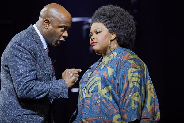 Photo Flash: First Look at Production Photos from West End's DREAMGIRLS Image