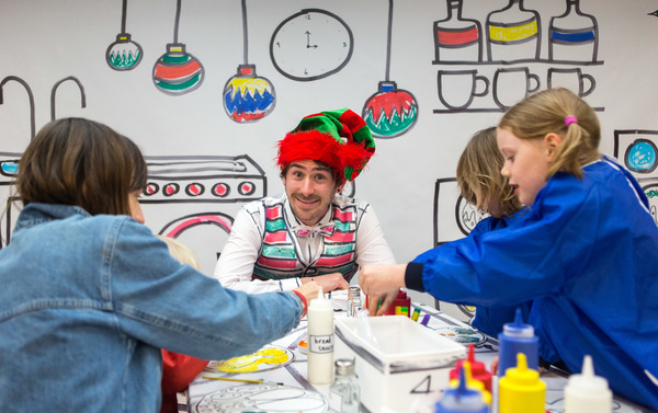 Photo Flash: Discover's CHRISTMAS FEAST at Studio Theatre Image