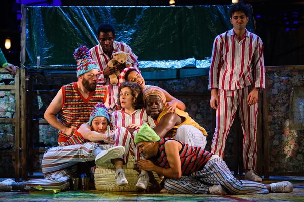 Photo Flash: A First Look at PETER PAN at the National Theatre 