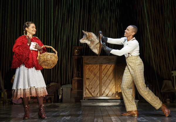 Photo Flash: First Look at Fiasco Theatre's INTO THE WOODS on Tour! 