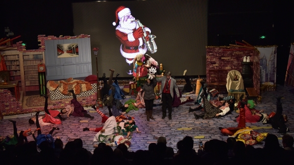 Photo Flash: Beijing Playhouse's A CHRISTMAS CAROL 