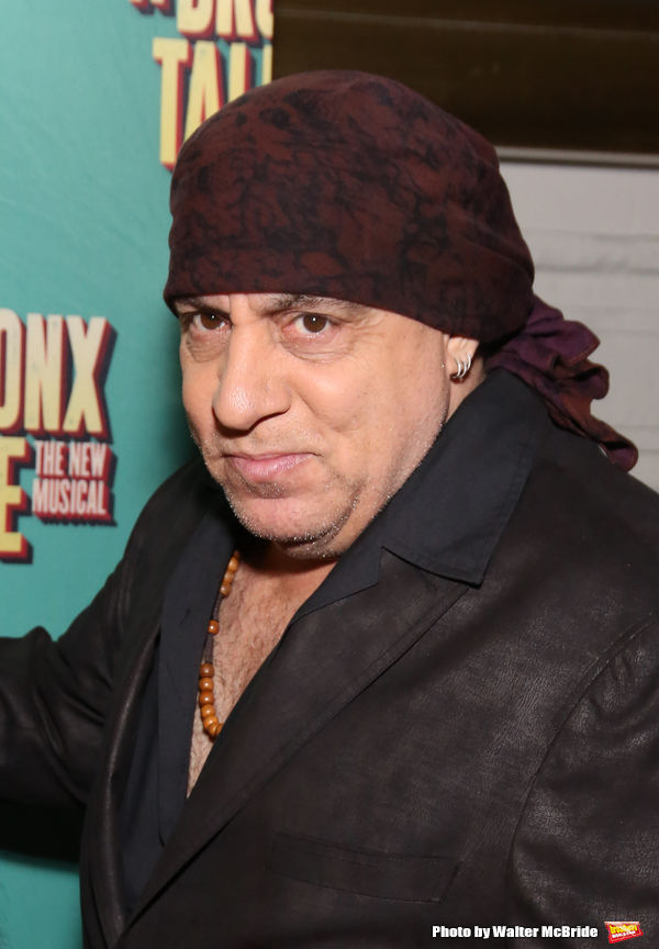 Photo Coverage: On the Opening Night Red Carpet for A BRONX TALE Image