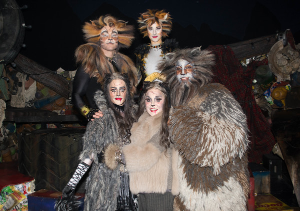 Photo Flash: See The New York Post's Cindy Adams Make her Broadway Debut as Grizabella! Image