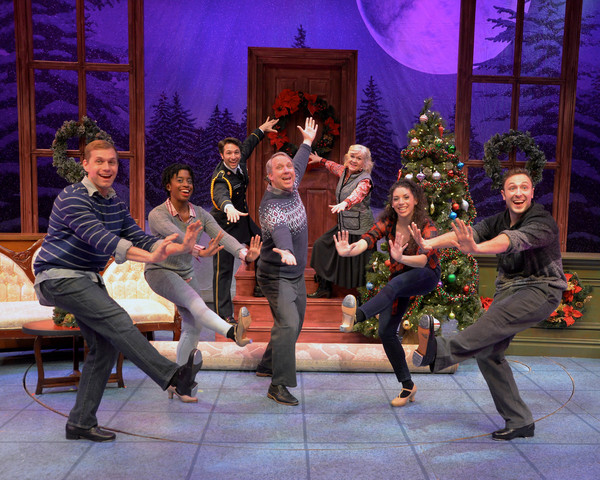 Photo Flash: First Look at CHRISTMAS INN at Westchester Broadway Theater Image